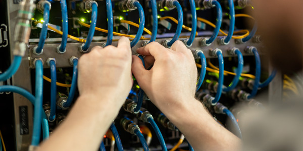 Infraestructura Común Telecomunicaciones en Teruel · Instalación de infraestructura común de Telecomunicación Voz sobre IP (VoIP)
