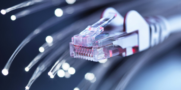 Redacción / Implantación / Legalización de Proyectos ICT en Teruel · Legalización y Provisión de internet banda ancha y fibra óptica