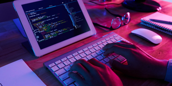 Redacción / Implantación / Legalización de Proyectos ICT en Teruel · Ciberseguridad