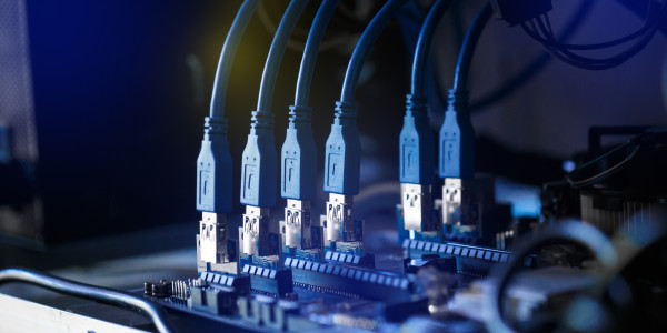 Redacción / Implantación / Legalización de Proyectos ICT en Teruel · Tecnologías Emergentes y Transformación Digital